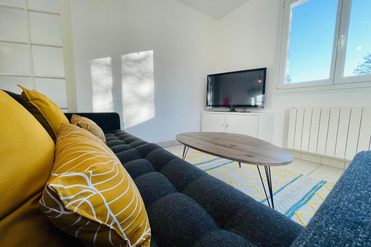 The House Of The Green Way A Charming Pied-A-Terre For Your Walks In Toura Joue-les-Tours Exterior photo